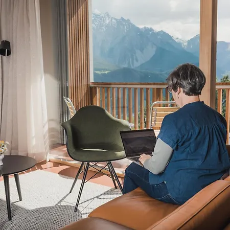 Chasa Laina Апартаменты